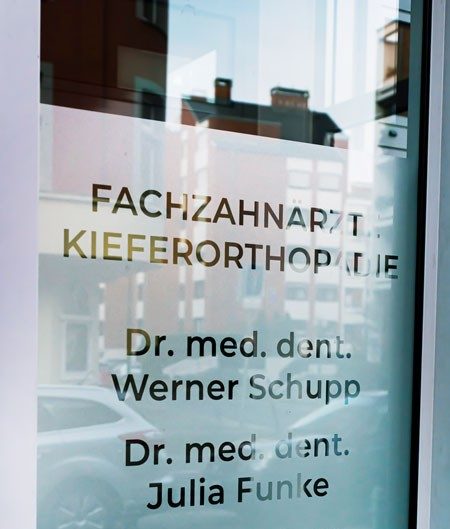 Fachpraxis für Kieferorthopädie - Kieferorthopäde Köln Rodenkirchen - Dr. Schupp & Dr. Steinmaier - Unsere Praxis
